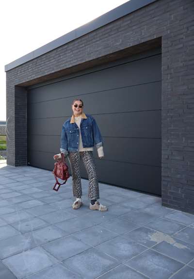 Billede af Ditte Estrup med hendes nye port